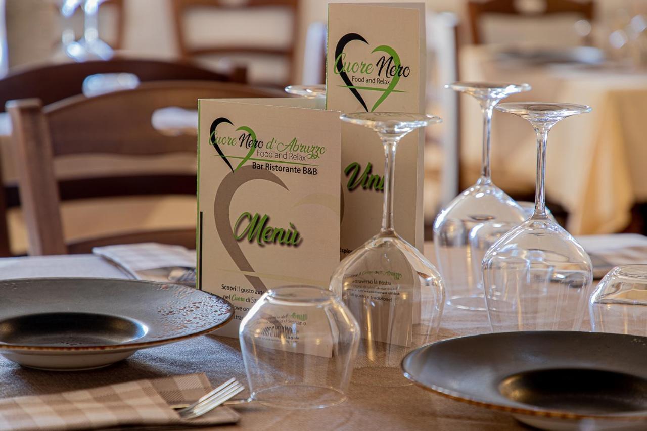 Cuore Nero Food And Relax Santo Stefano Di Sessanio Buitenkant foto